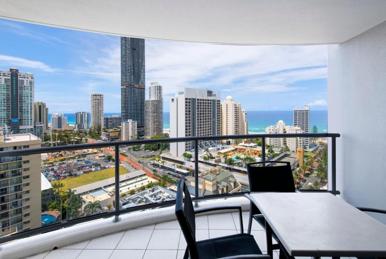 Towers Of Chevron - Private Apartments Gold Coast Buitenkant foto