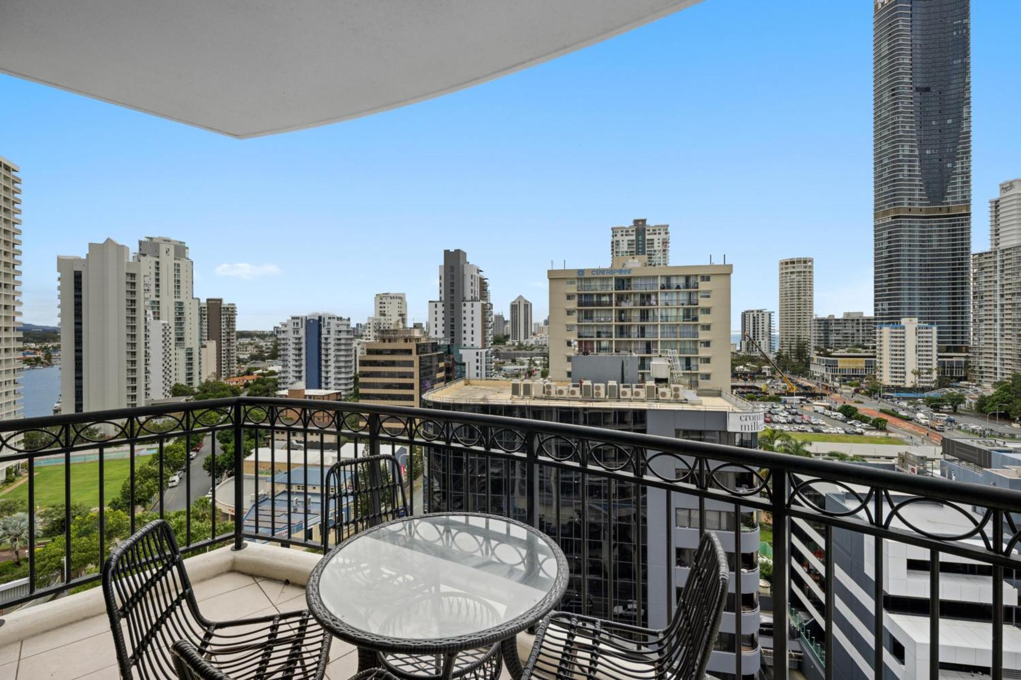 Towers Of Chevron - Private Apartments Gold Coast Buitenkant foto